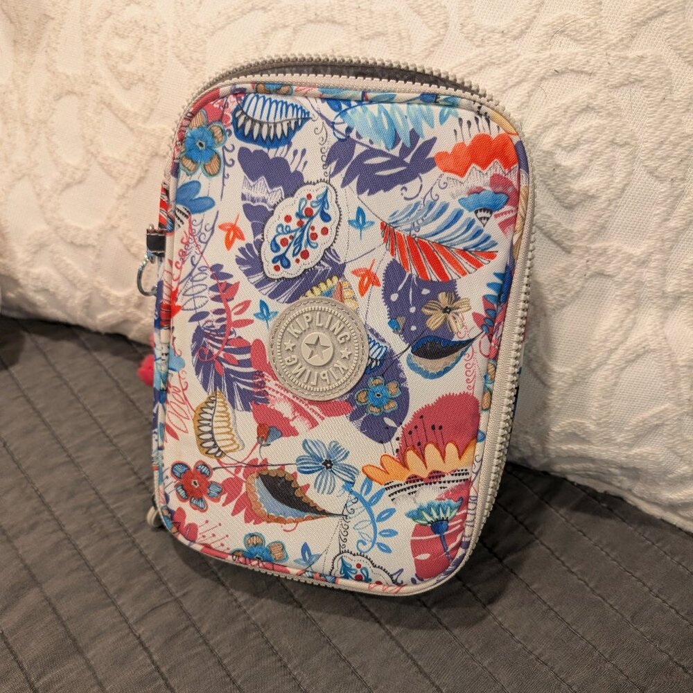 Kipling 100 pen case